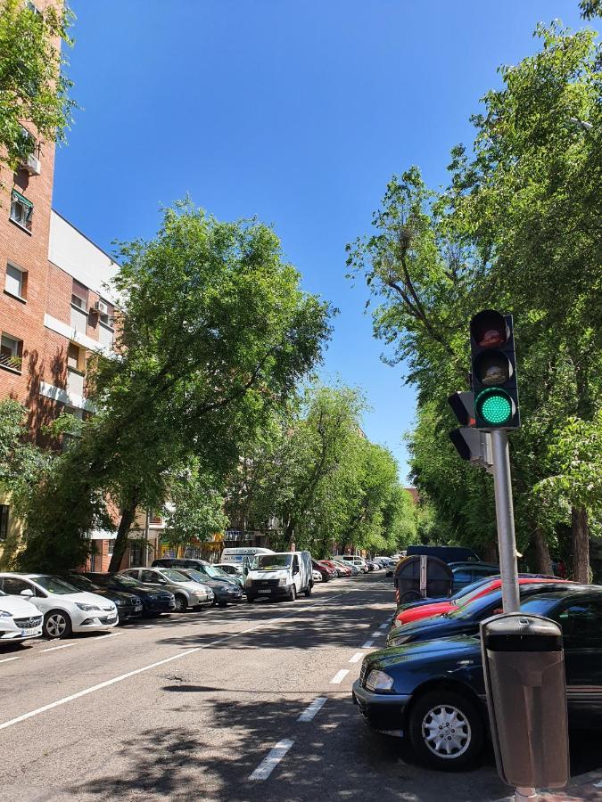 32 Marques Real Apartment Madrid Bagian luar foto