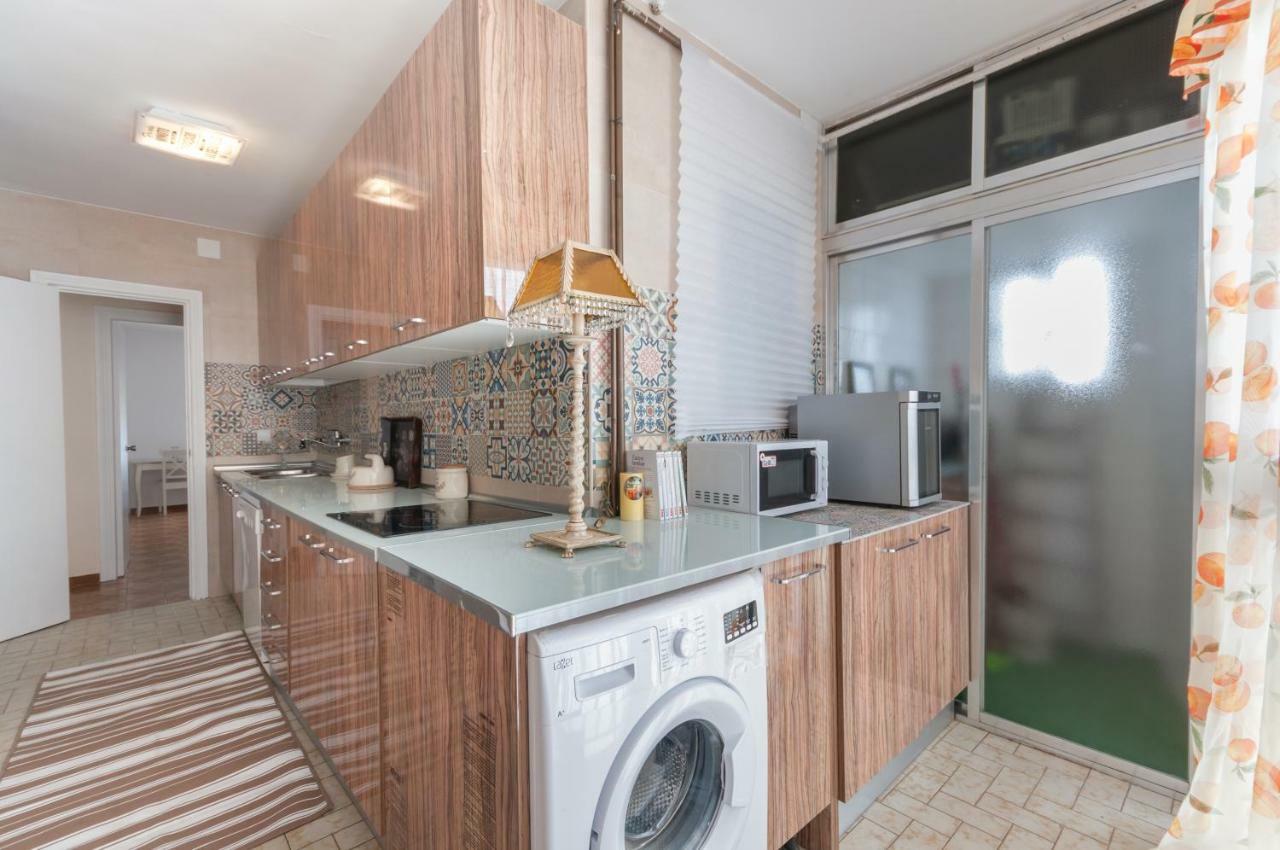 32 Marques Real Apartment Madrid Bagian luar foto