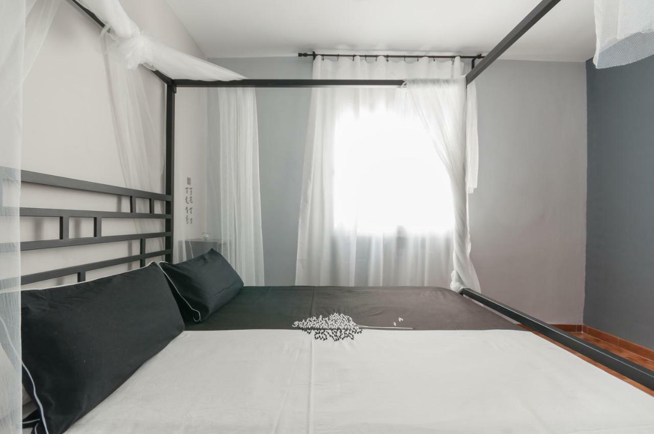 32 Marques Real Apartment Madrid Bagian luar foto
